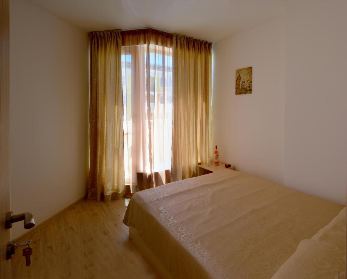 Vanilla Garden Apartments Slântsjev Brjag Eksteriør bilde