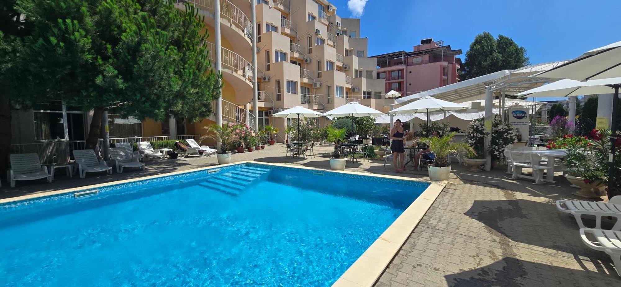 Vanilla Garden Apartments Slântsjev Brjag Eksteriør bilde