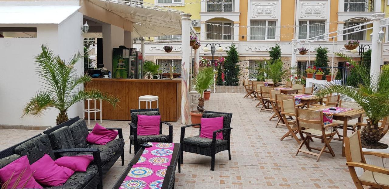Vanilla Garden Apartments Slântsjev Brjag Eksteriør bilde